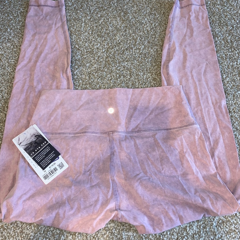 NWT Lululemon wunder under leggings